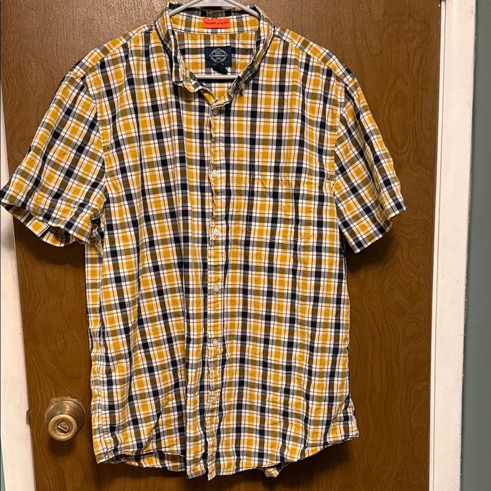 St. John's Bay Yellow and Navy Plaid Short-Sleeve Button-Down Shirt Size XL
